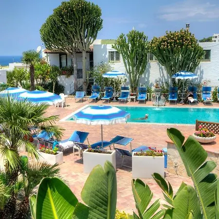 In Bb - Ischia-forio With A Breathtaking View, Above The Poseidon Gardens- Gasthuis Ischia