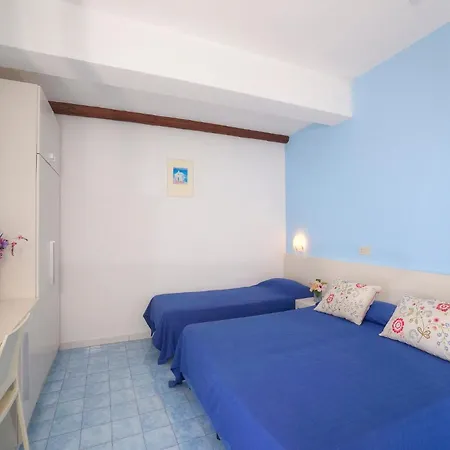 In Bb - Ischia-forio With A Breathtaking View, Above The Poseidon Gardens- Gasthuis *